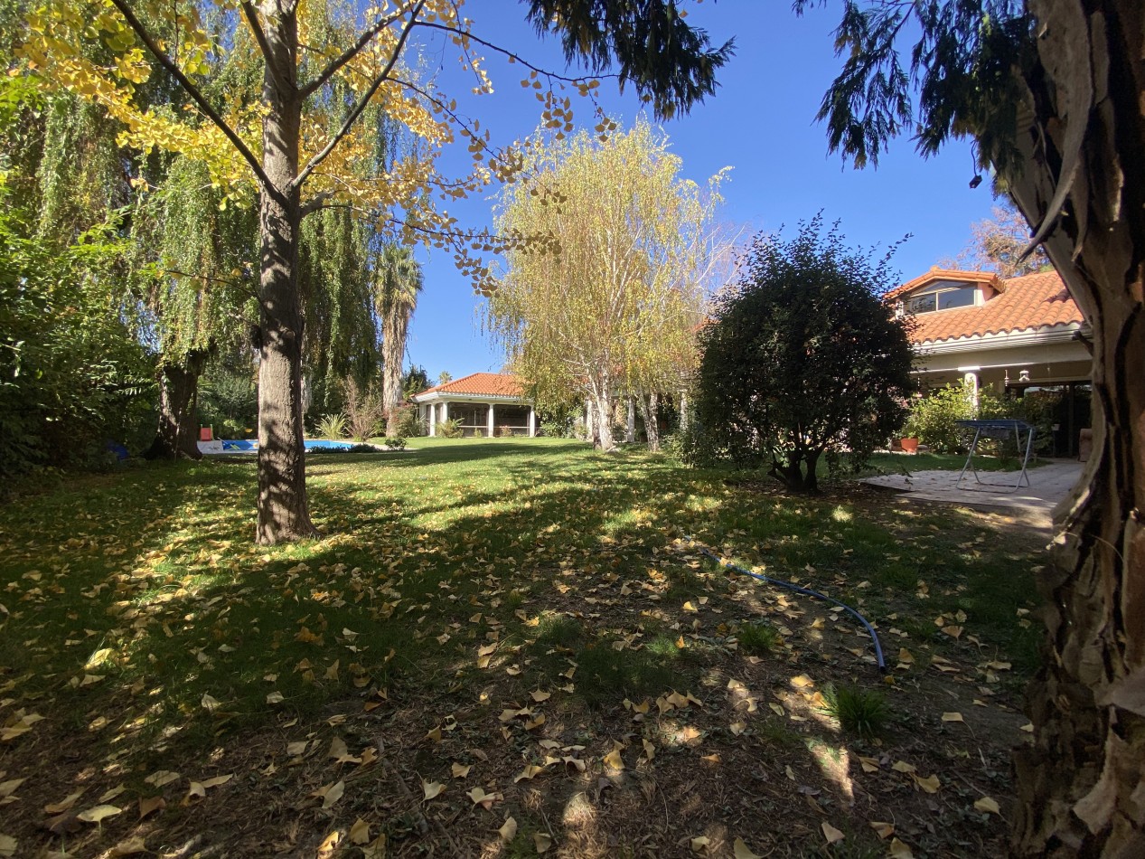 INMOESTATE VENDE RESIDENCIA EN CHACRAS DE CORIA, MENDOZA