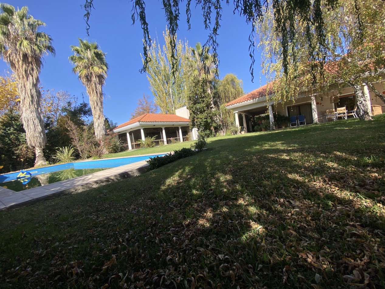 INMOESTATE VENDE RESIDENCIA EN CHACRAS DE CORIA, MENDOZA