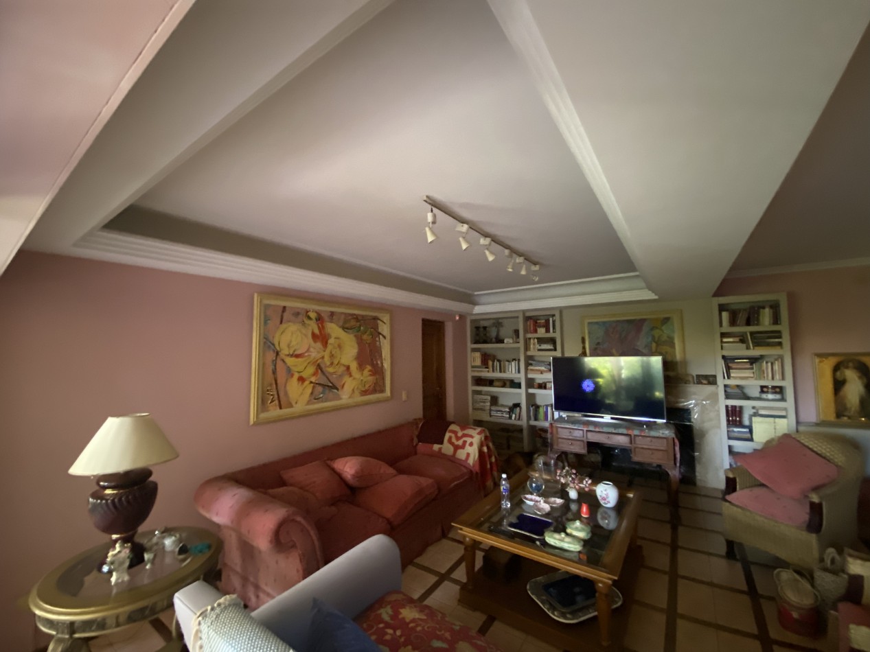 INMOESTATE VENDE RESIDENCIA EN CHACRAS DE CORIA, MENDOZA
