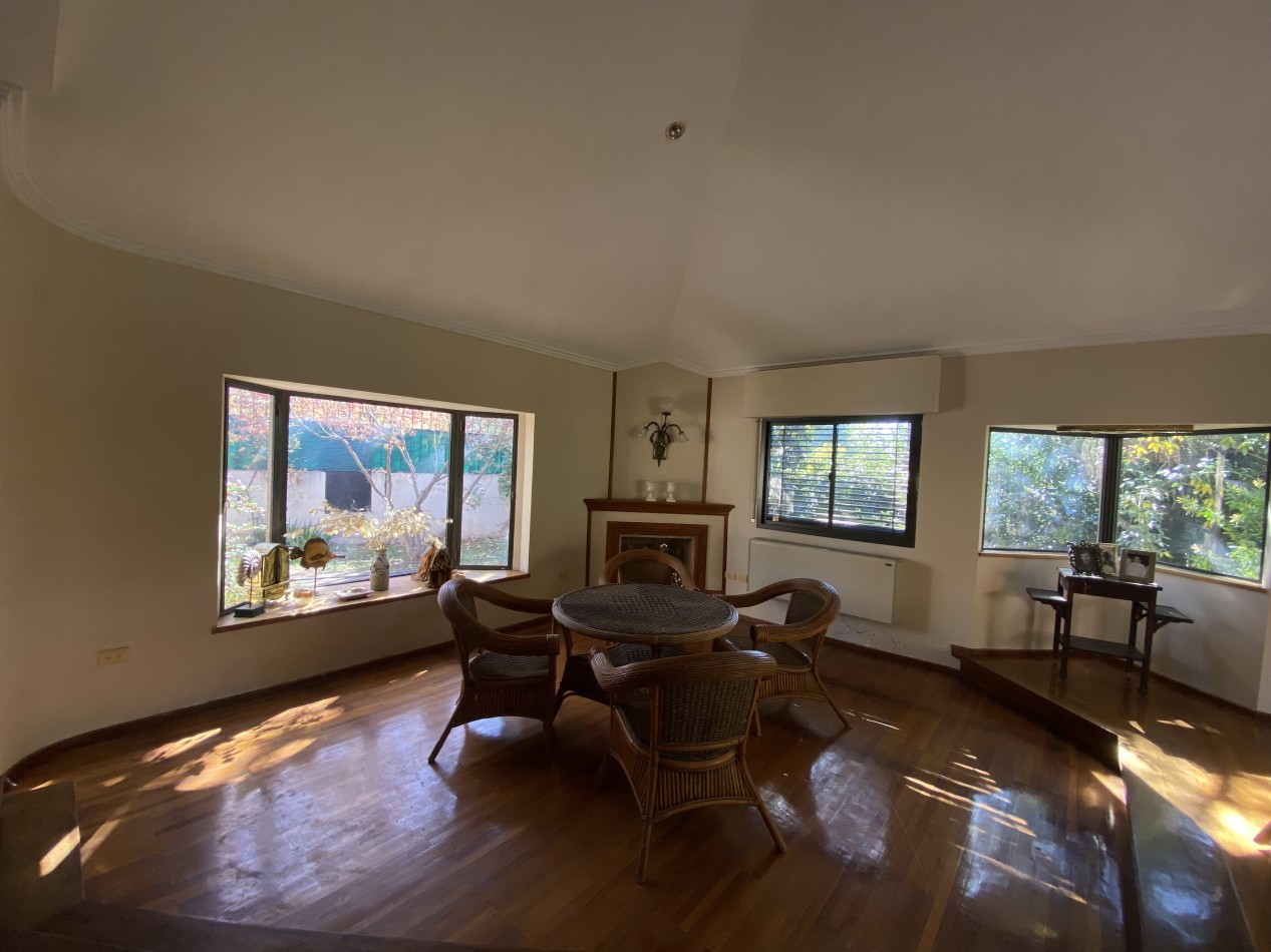 INMOESTATE VENDE RESIDENCIA EN CHACRAS DE CORIA, MENDOZA