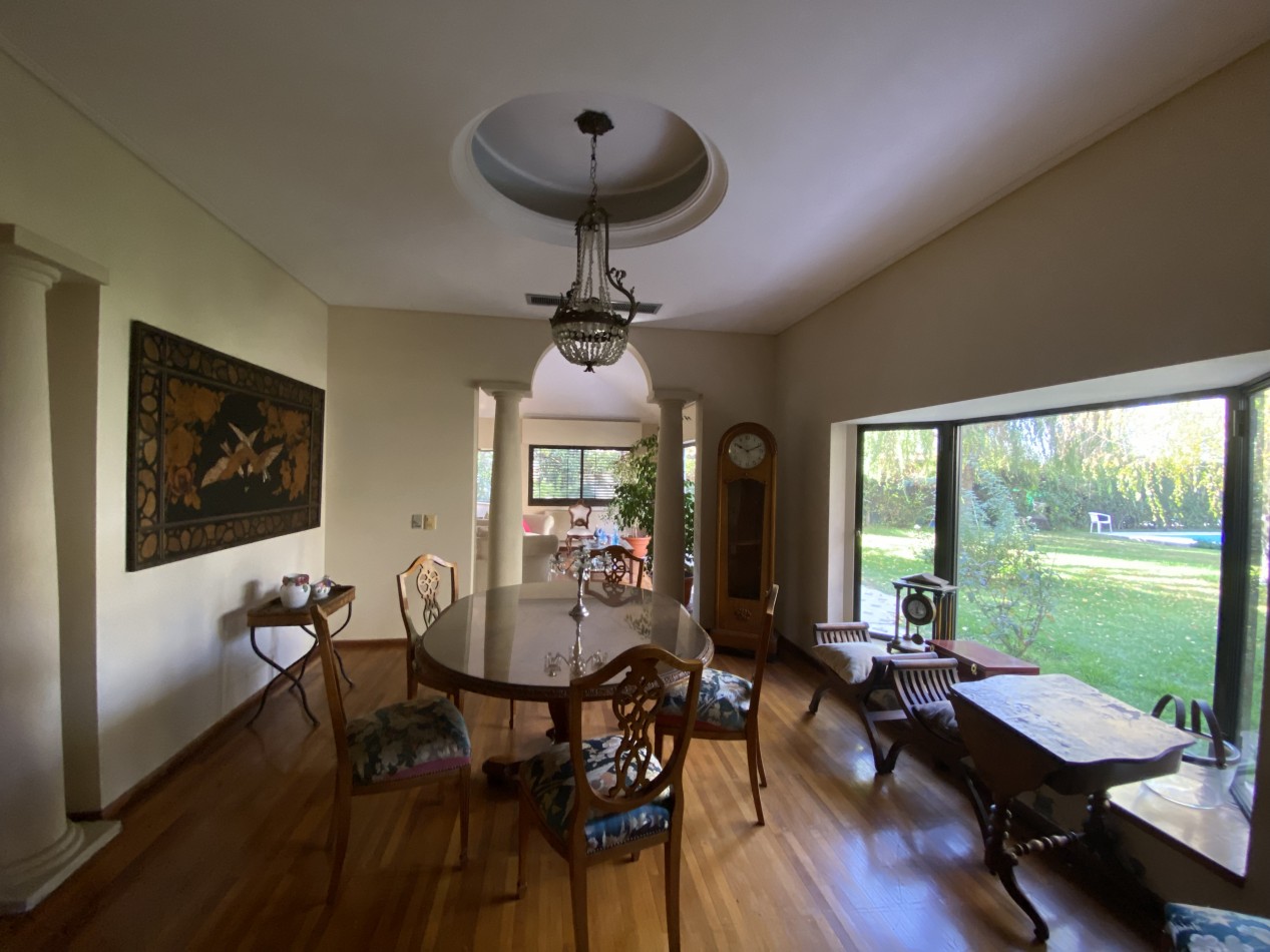 INMOESTATE VENDE RESIDENCIA EN CHACRAS DE CORIA, MENDOZA