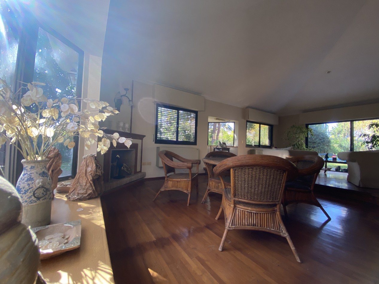 INMOESTATE VENDE RESIDENCIA EN CHACRAS DE CORIA, MENDOZA