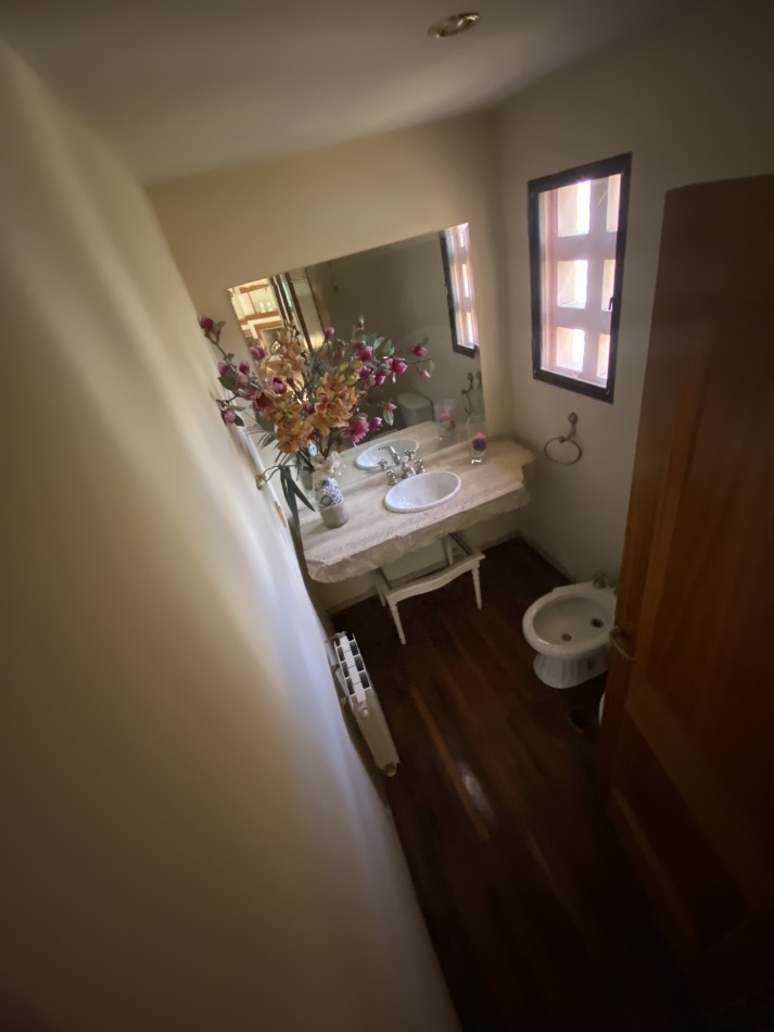INMOESTATE VENDE RESIDENCIA EN CHACRAS DE CORIA, MENDOZA