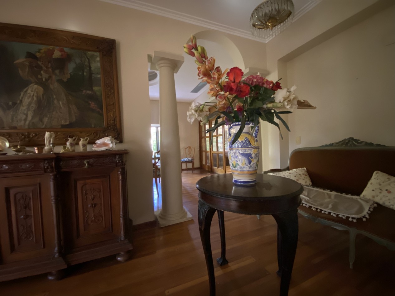 INMOESTATE VENDE RESIDENCIA EN CHACRAS DE CORIA, MENDOZA
