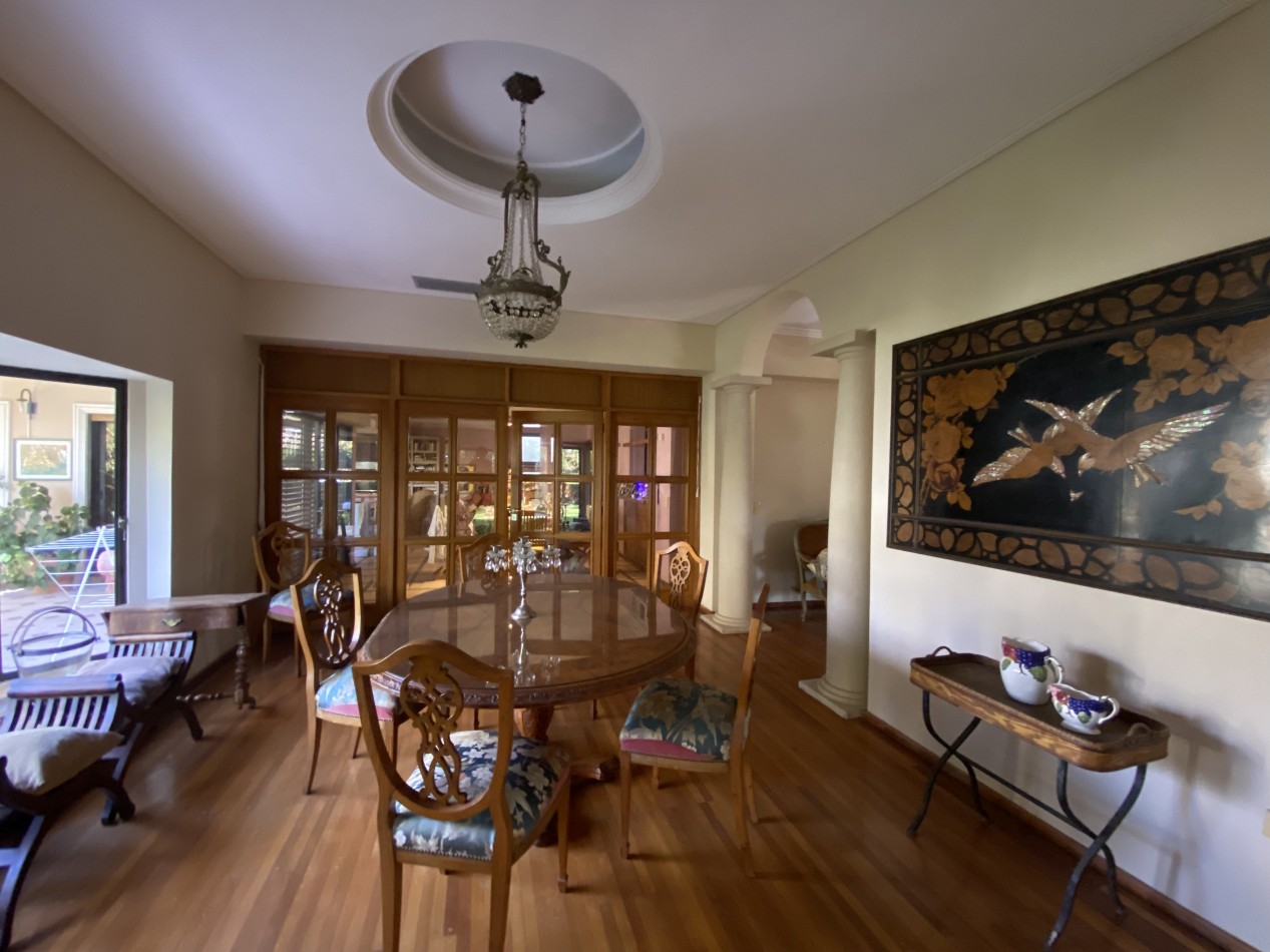 INMOESTATE VENDE RESIDENCIA EN CHACRAS DE CORIA, MENDOZA