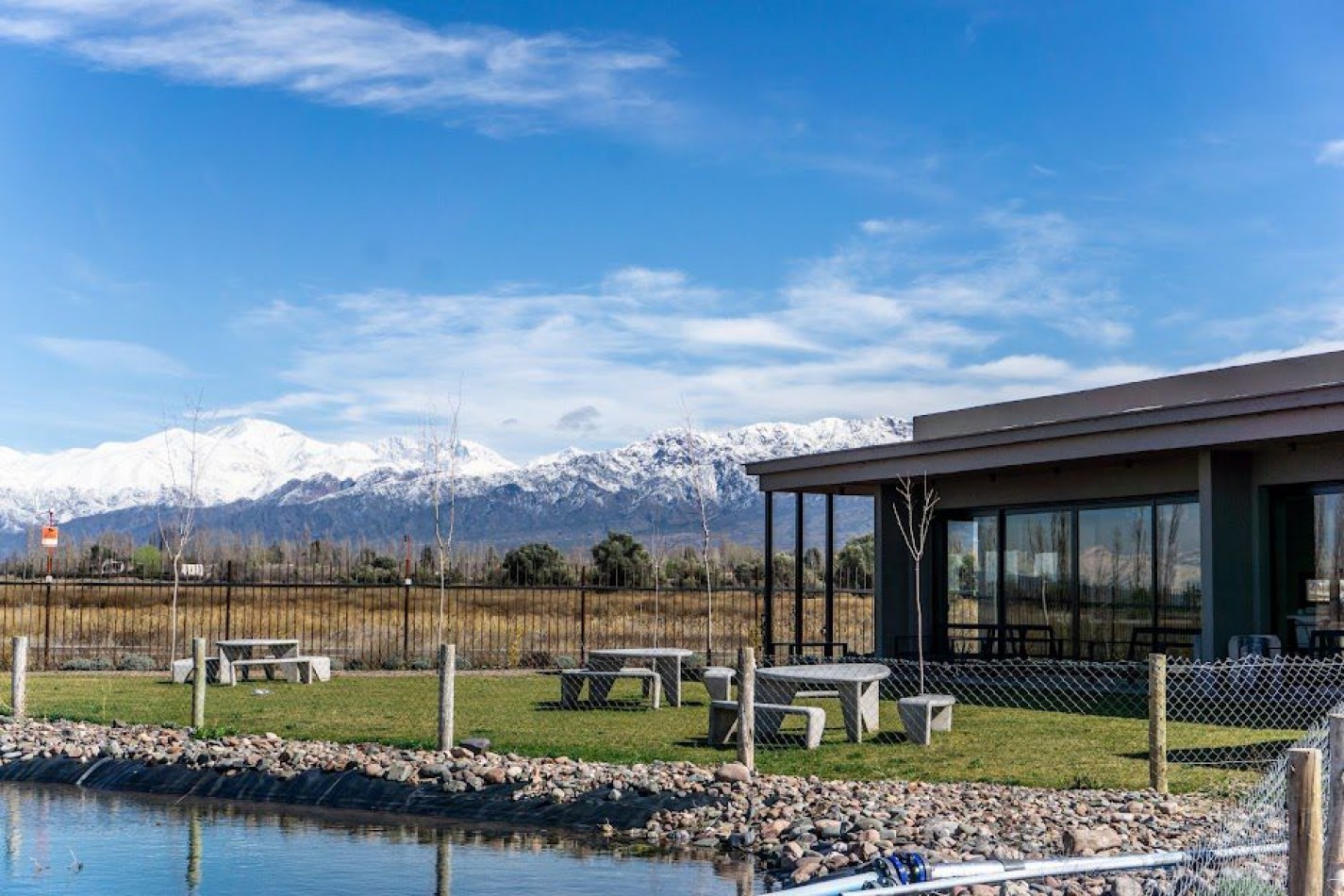 INMOESTATE VENDE LOTE EN EL EXCLUSIVO BARRIO TERRAZAS PARK DE VISTALBA, LUJAN DE CUYO, MENDOZA