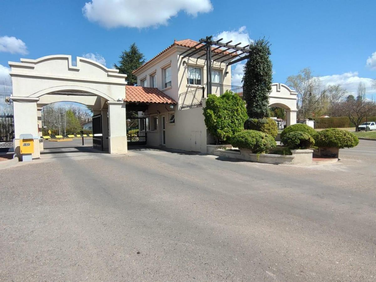 INMOESTATE VENDE LOTE E N BARRIO PRIVADO LAS CANDELAS II, CHACRAS DE CORIA, MENDOZA