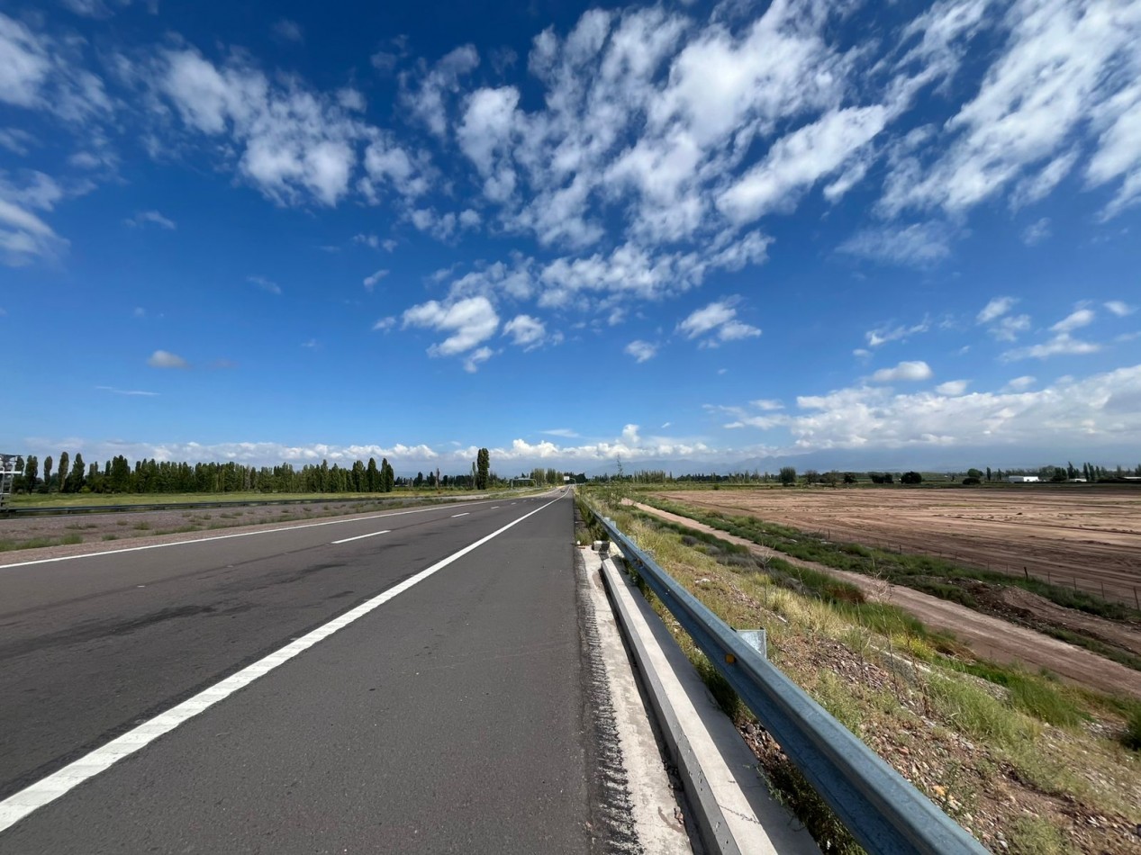 INMOESTATE VENDE LOTES EN EL BARRIO LAS CUMBRES, LUJAN DE CUYO, MENDOZA