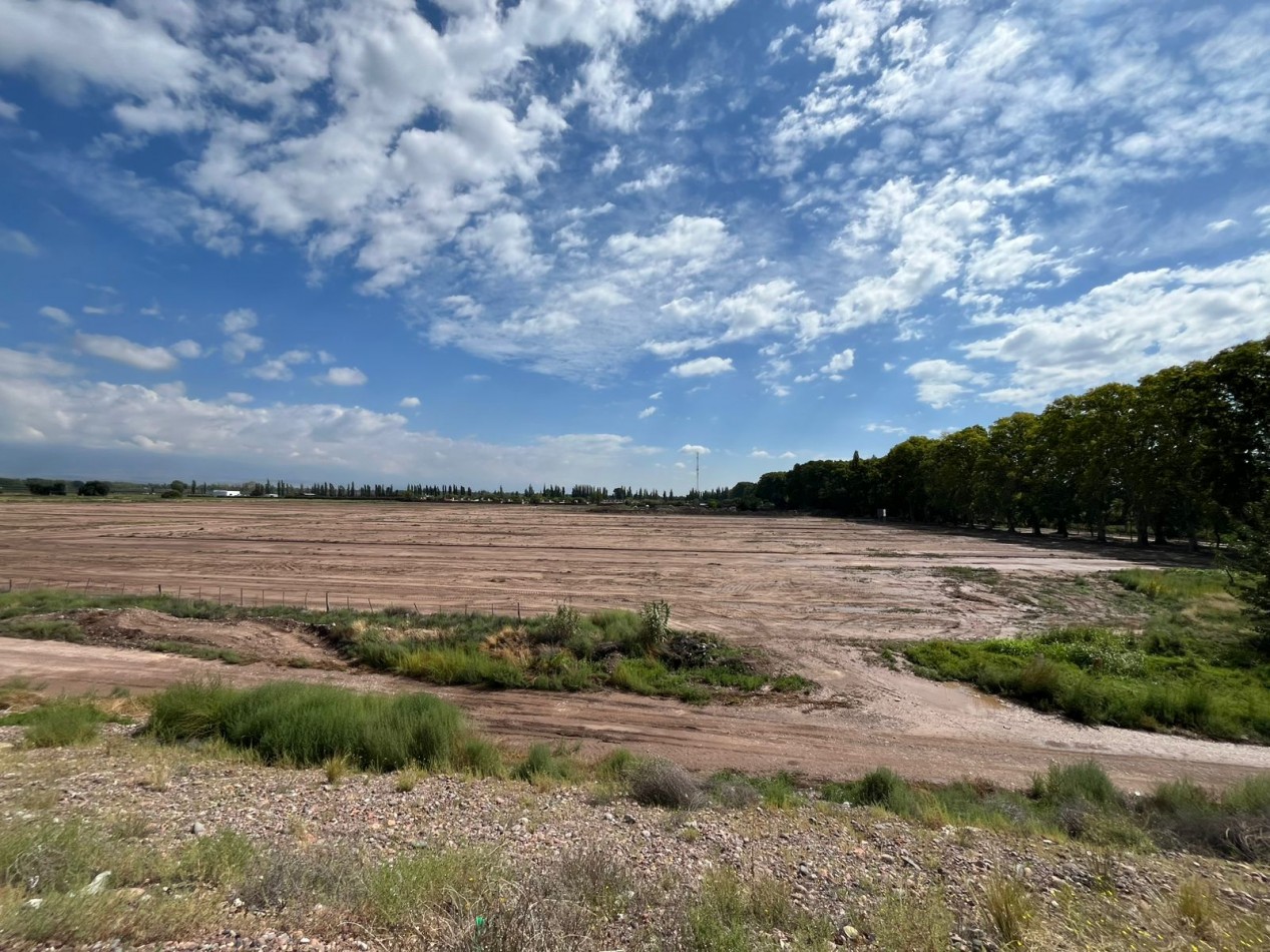 INMOESTATE VENDE LOTES EN EL BARRIO LAS CUMBRES, LUJAN DE CUYO, MENDOZA