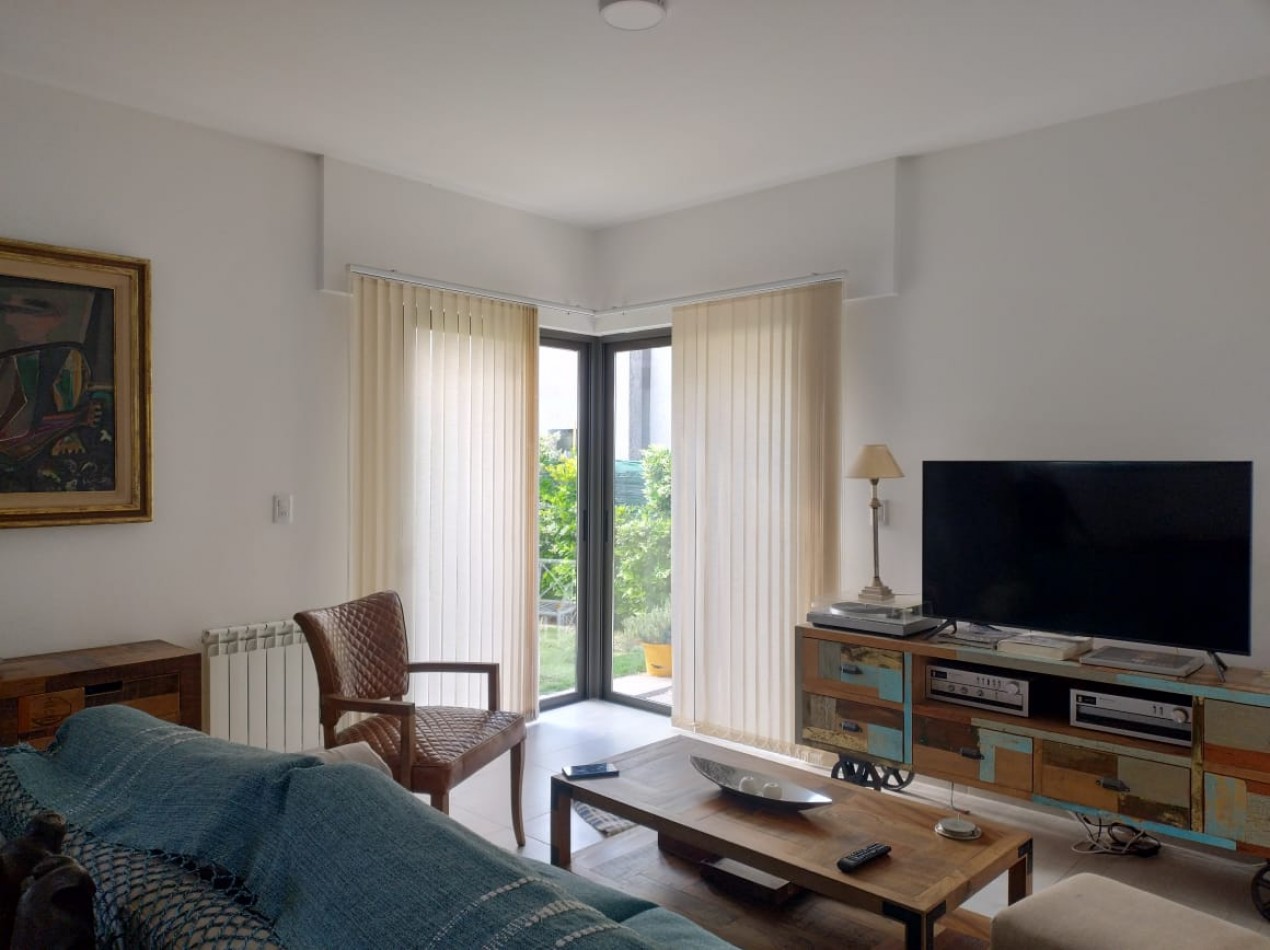 INMOESTATE VENDE CASA EN BARRIO PINARES DE FURLOTTI, MAIPU, MENDOZA
