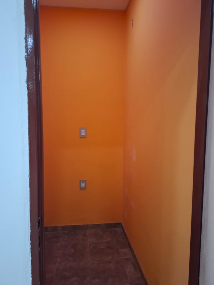 INMOESTATE VENDE 4 LOCALES COMERCIALES EN EL SAUCE, GUAYMALLEN, MENDOZA