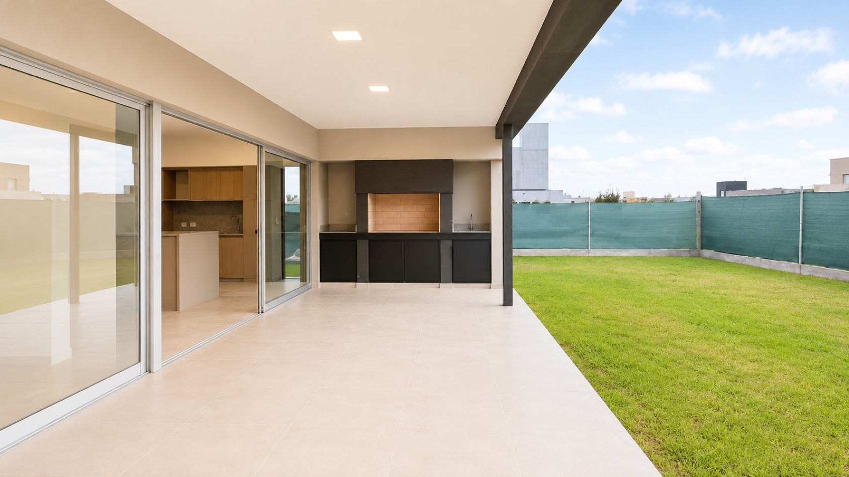 INMOESTATE VENDE CASA A ESTRENAR EN BARRIO LAR DE VIEYTES 2 - MAIPU, MENDOZA