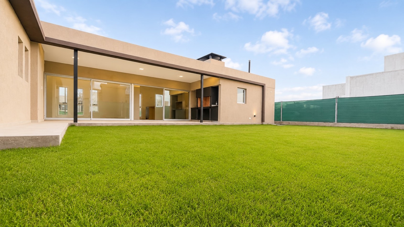 INMOESTATE VENDE CASA A ESTRENAR EN BARRIO LAR DE VIEYTES 2 - MAIPU, MENDOZA