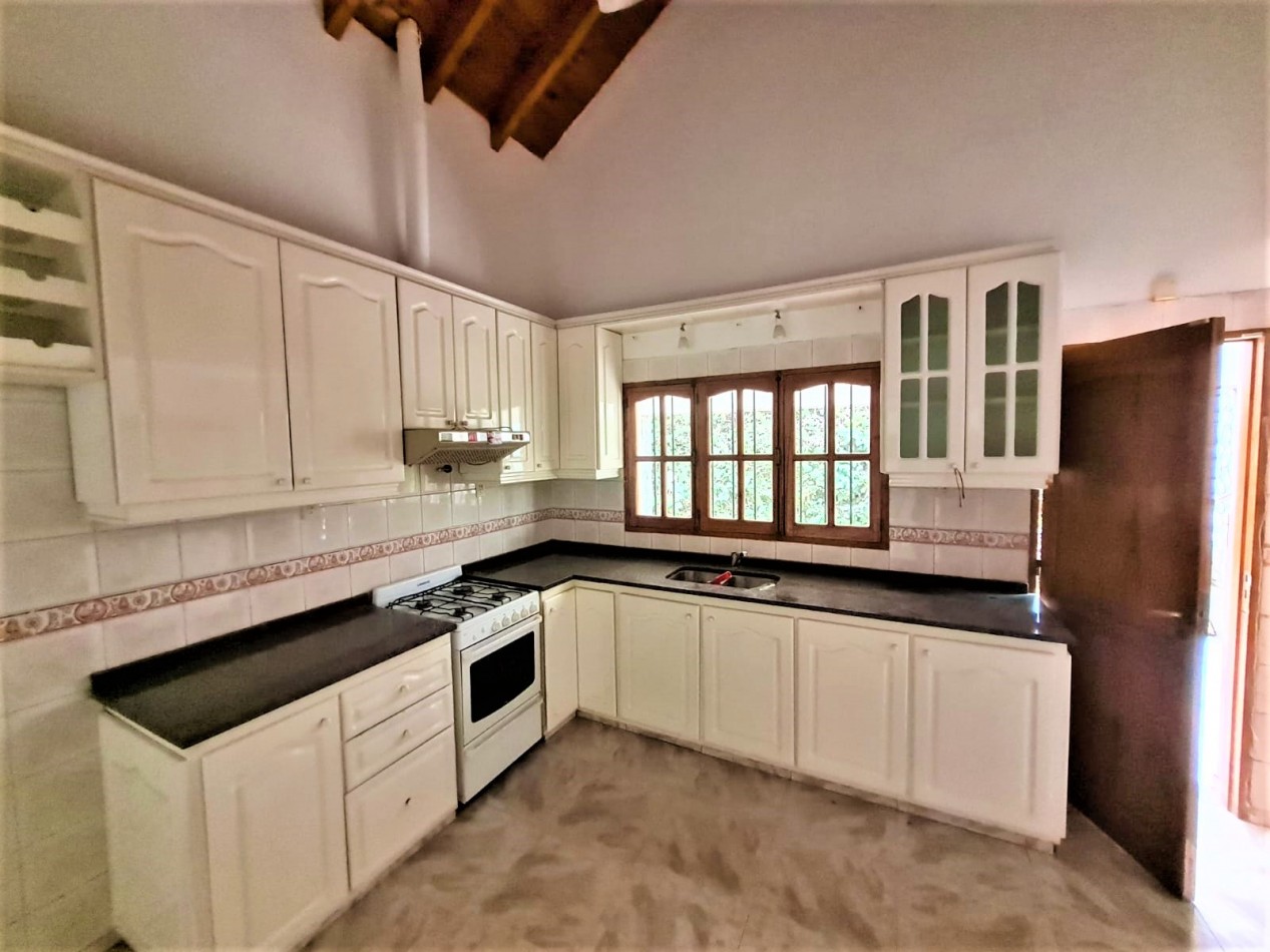 INMOESTATE VENDE CASA EN VISTALBA, LUJAN DE CUYO, MENDOZA