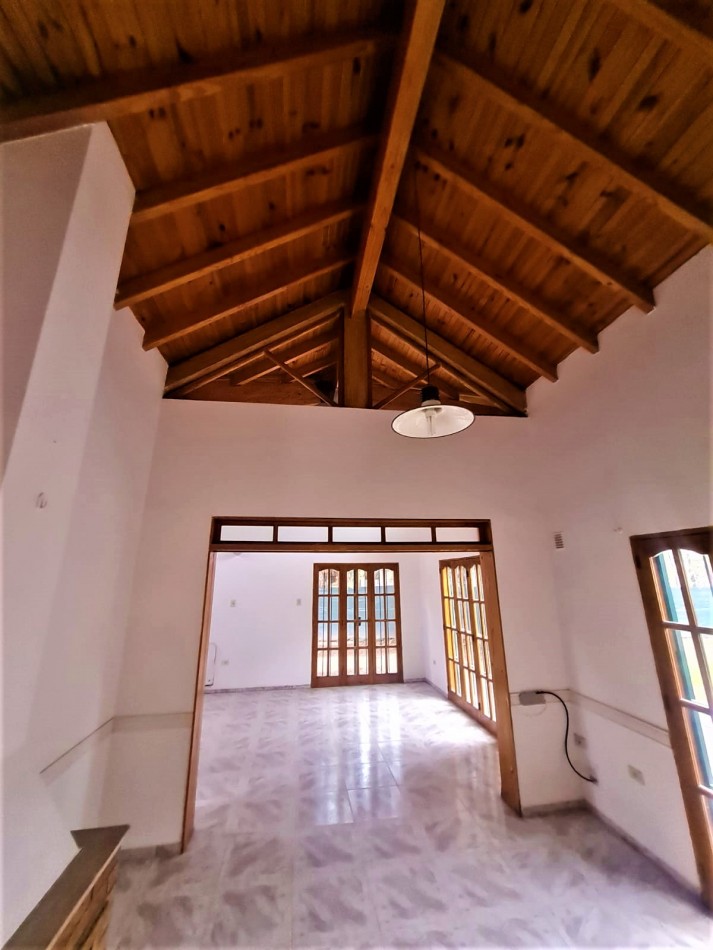 INMOESTATE VENDE CASA EN VISTALBA, LUJAN DE CUYO, MENDOZA