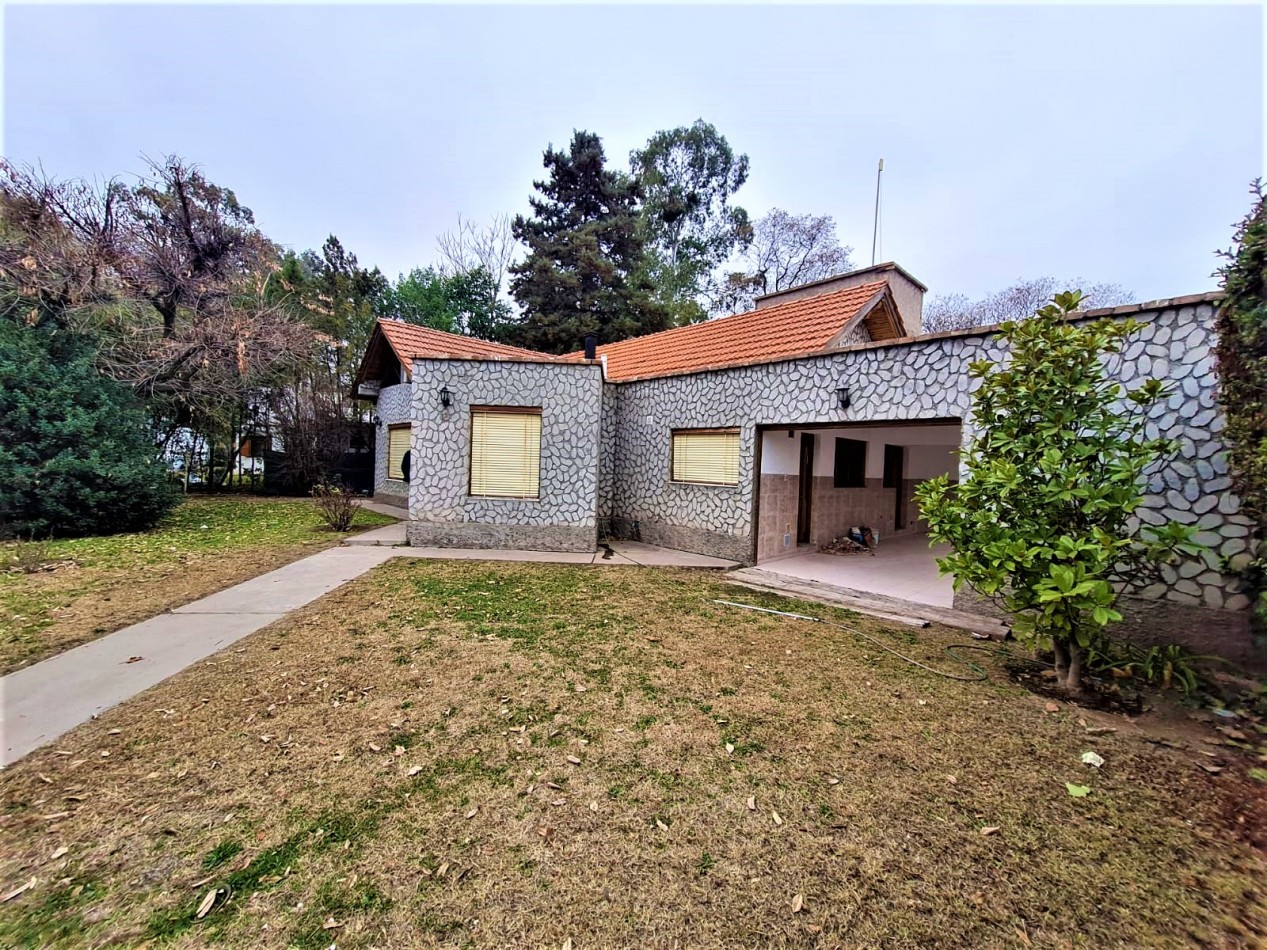 INMOESTATE VENDE CASA EN VISTALBA, LUJAN DE CUYO, MENDOZA