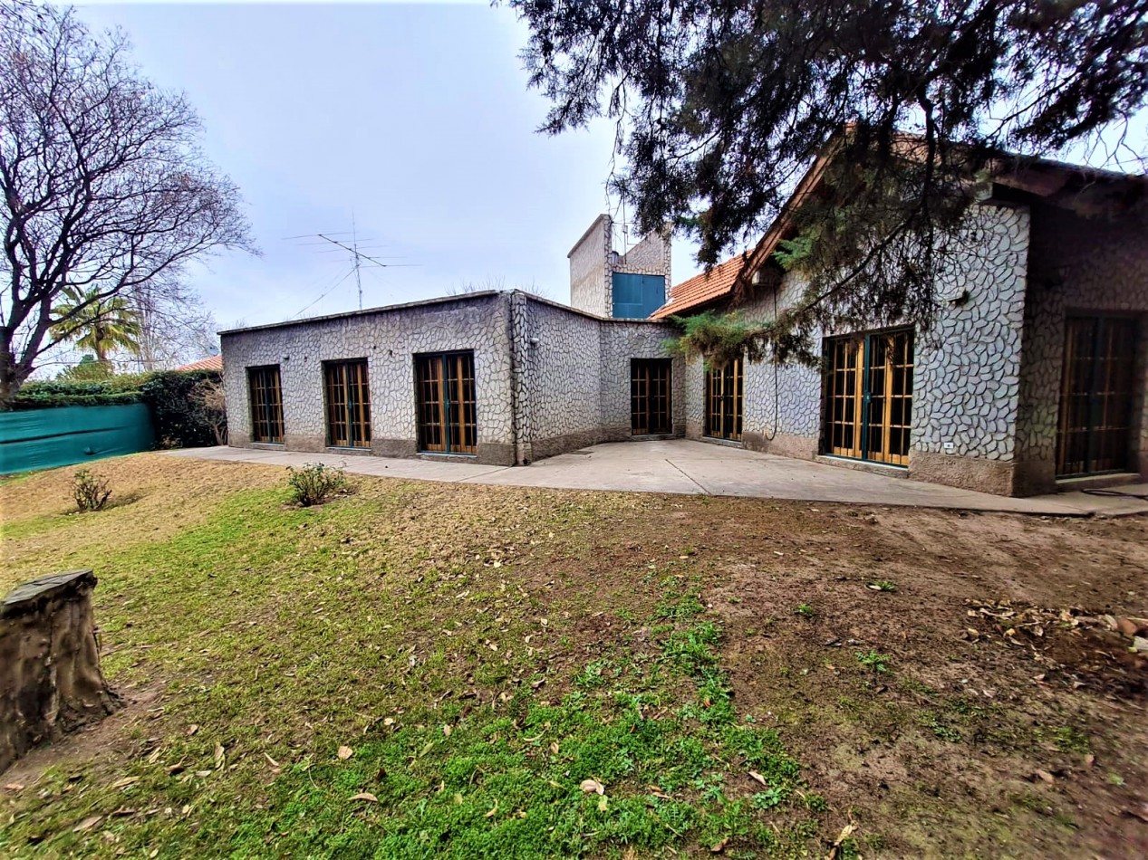 INMOESTATE VENDE CASA EN VISTALBA, LUJAN DE CUYO, MENDOZA