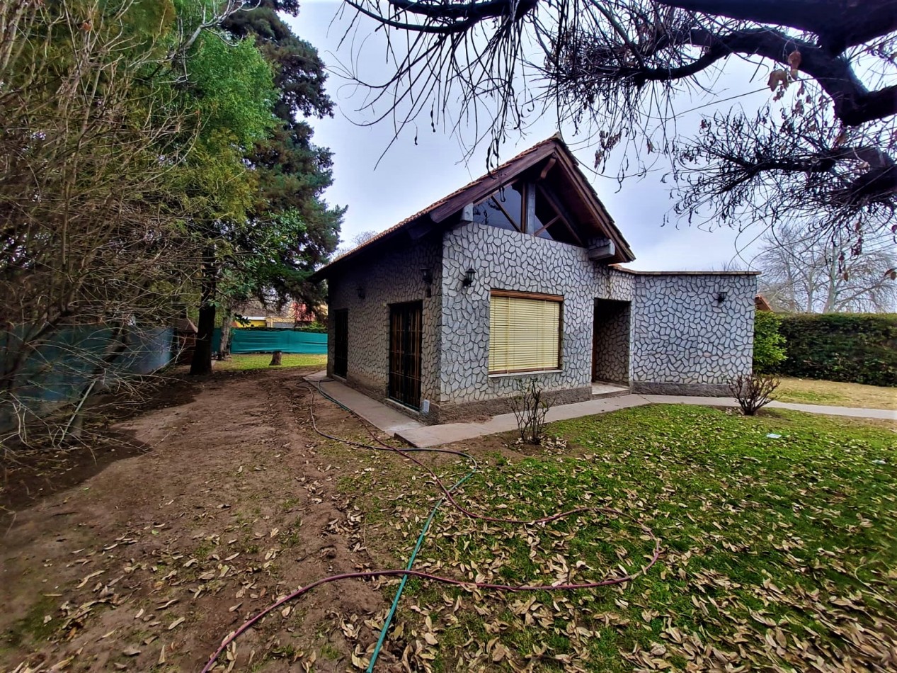 INMOESTATE VENDE CASA EN VISTALBA, LUJAN DE CUYO, MENDOZA