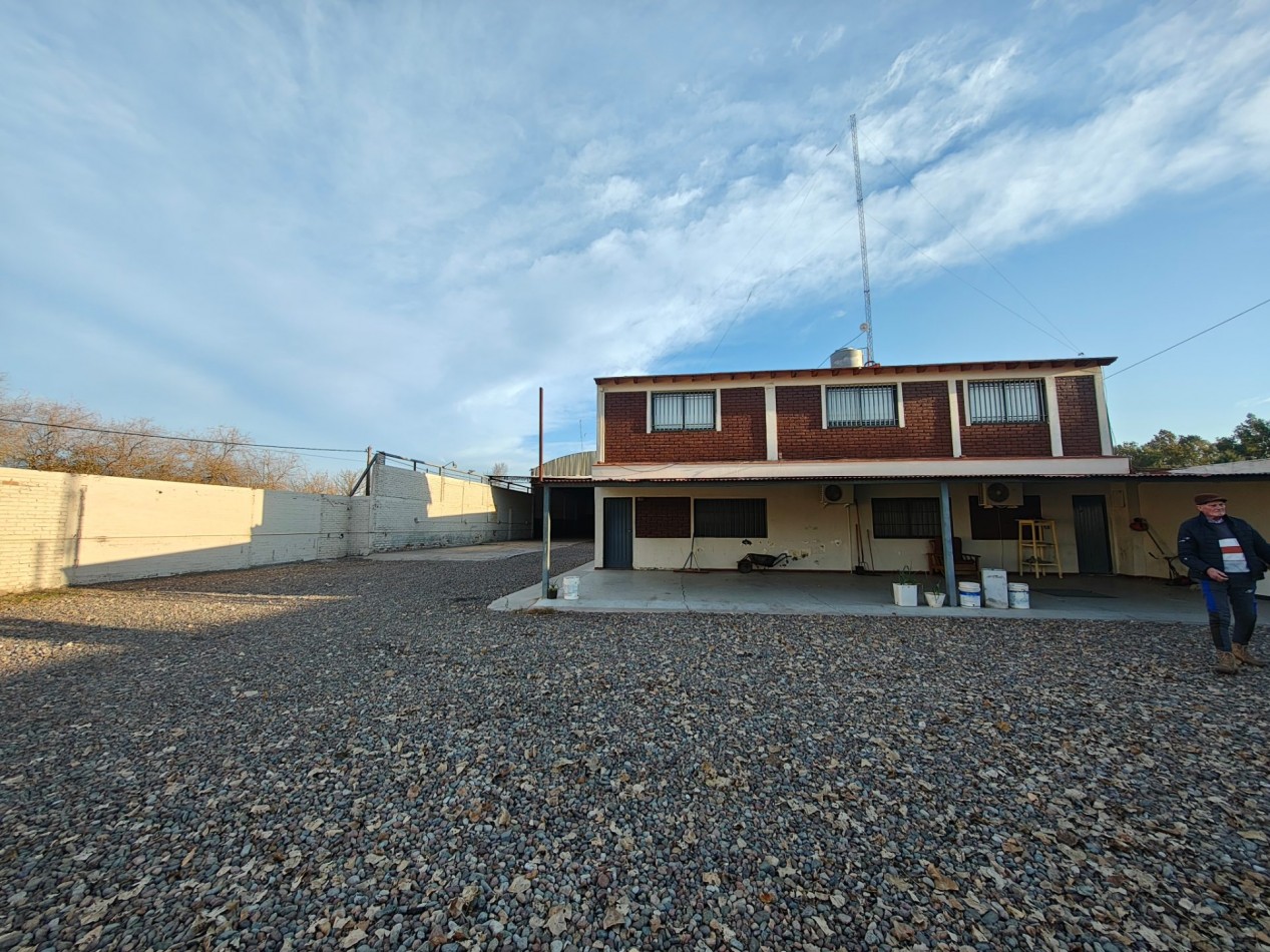INMOESTATE ALQUILA GALPON, DEPOSITO Y OFICINAS EN VISTALBA, LUJAN DE CUYO, MENDOZA