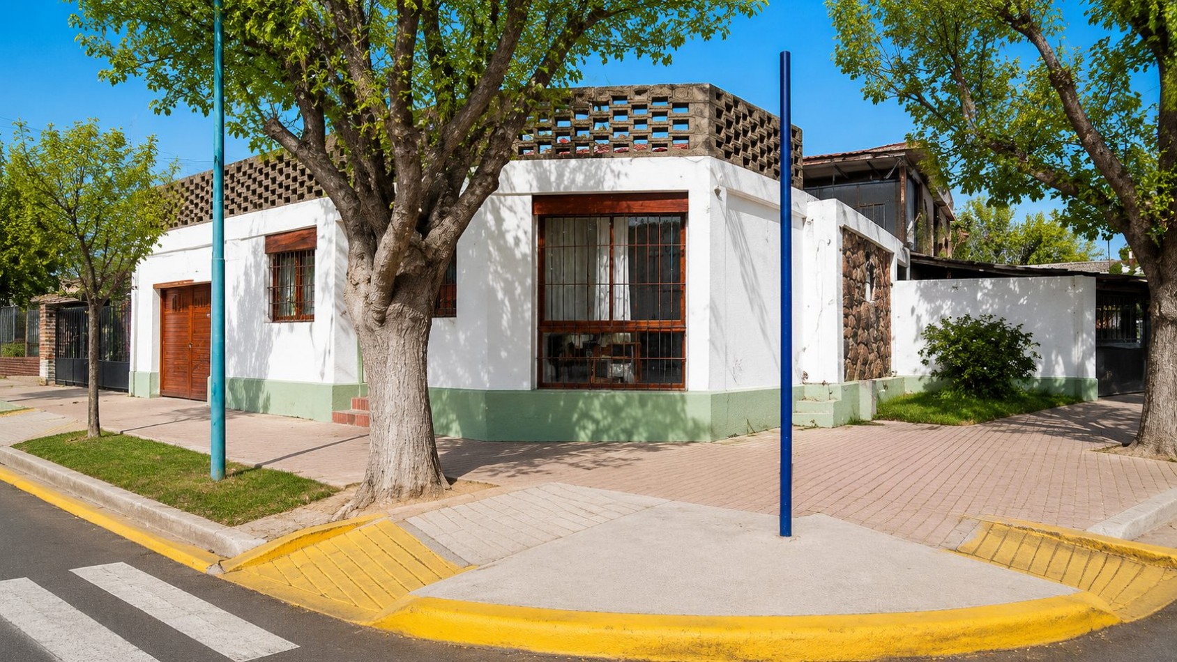 INMOESTATE VENDE CASA EN GODOY CRUZ, MENDOZA