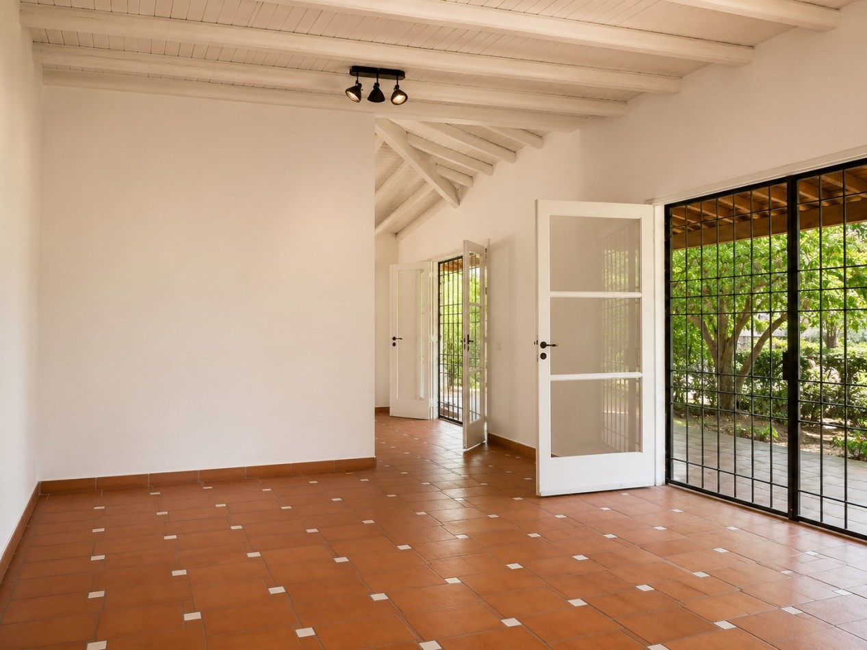 INMOESTATE VENDE CASA EN CALLEJON PRIVADO, ALTO DORREGO, GUAYMALLEN, MENDOZA