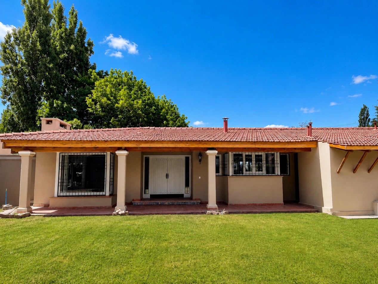 INMOESTATE VENDE CASA EN CALLEJON PRIVADO, ALTO DORREGO, GUAYMALLEN, MENDOZA