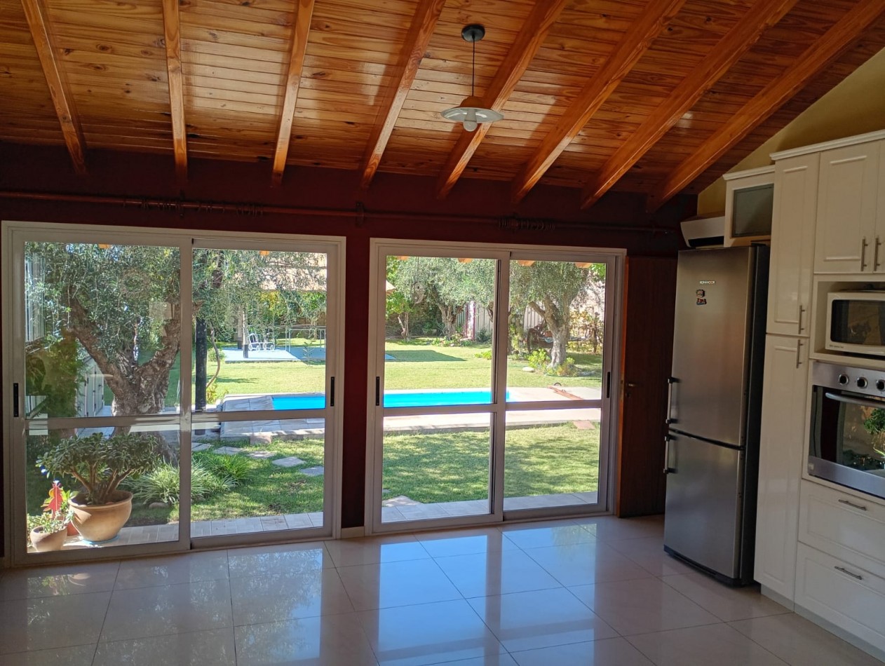 INMOESTATE VENDE CASA EN MAIPU, MENDOZA