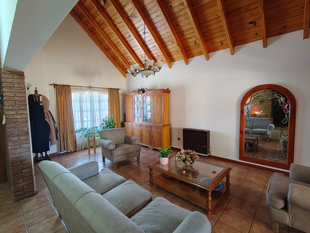 INMOESTATE VENDE CASA EN LUJAN DE CUYO, MENDOZA