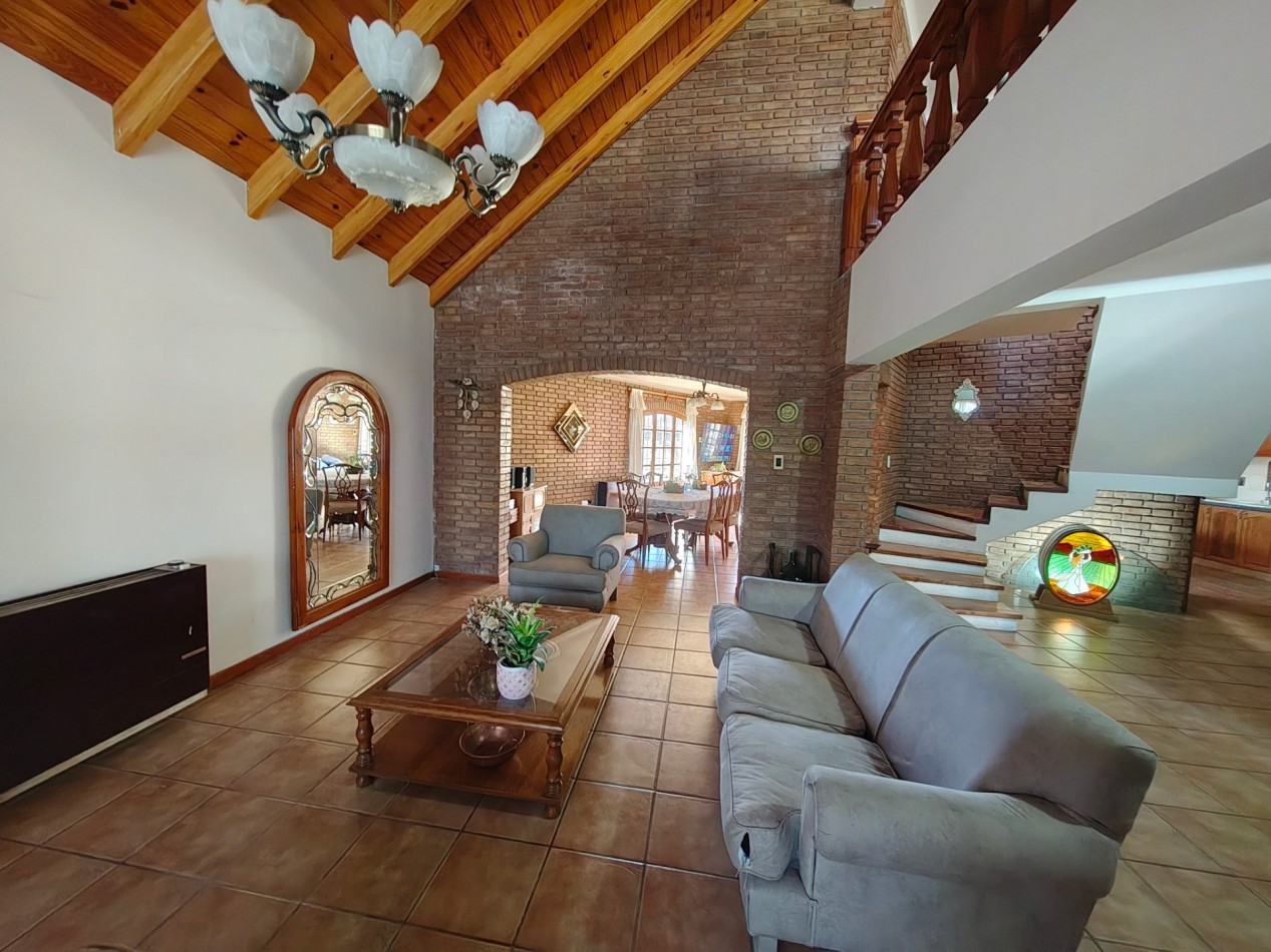 INMOESTATE VENDE CASA EN LUJAN DE CUYO, MENDOZA