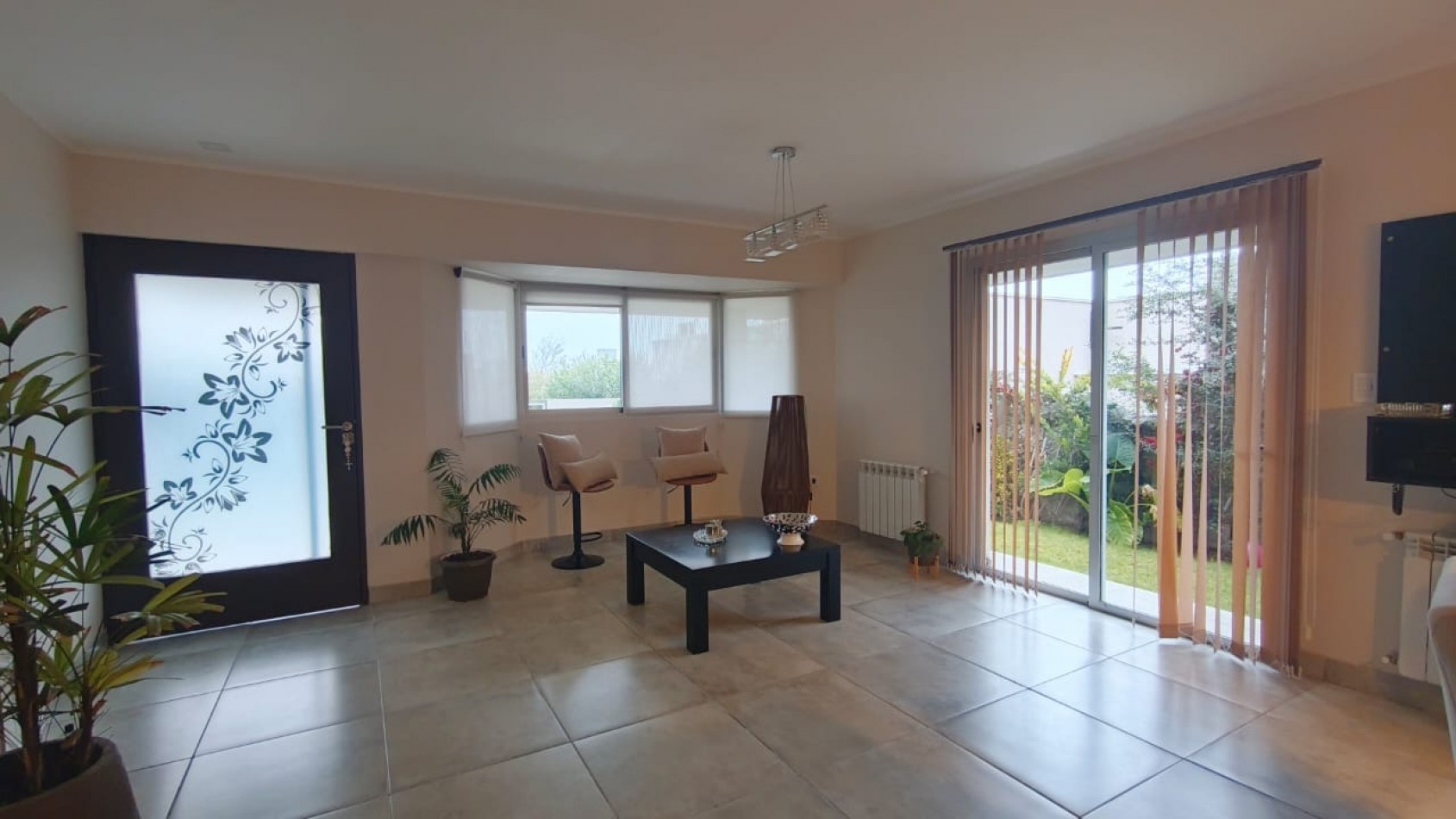 INMOESTATE VENDE CASA EN BARRIO PRIVADO LA BASTILLA, LAS HERAS, MENDOZA