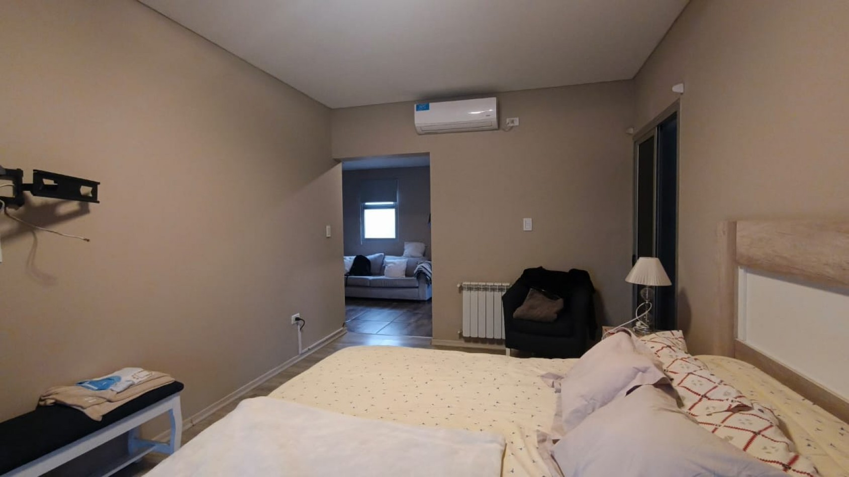 INMOESTATE VENDE CASA EN BARRIO PRIVADO LA BASTILLA, LAS HERAS, MENDOZA