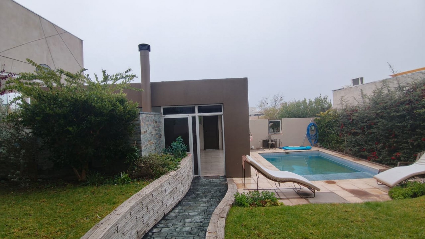 INMOESTATE VENDE CASA EN BARRIO PRIVADO LA BASTILLA, LAS HERAS, MENDOZA