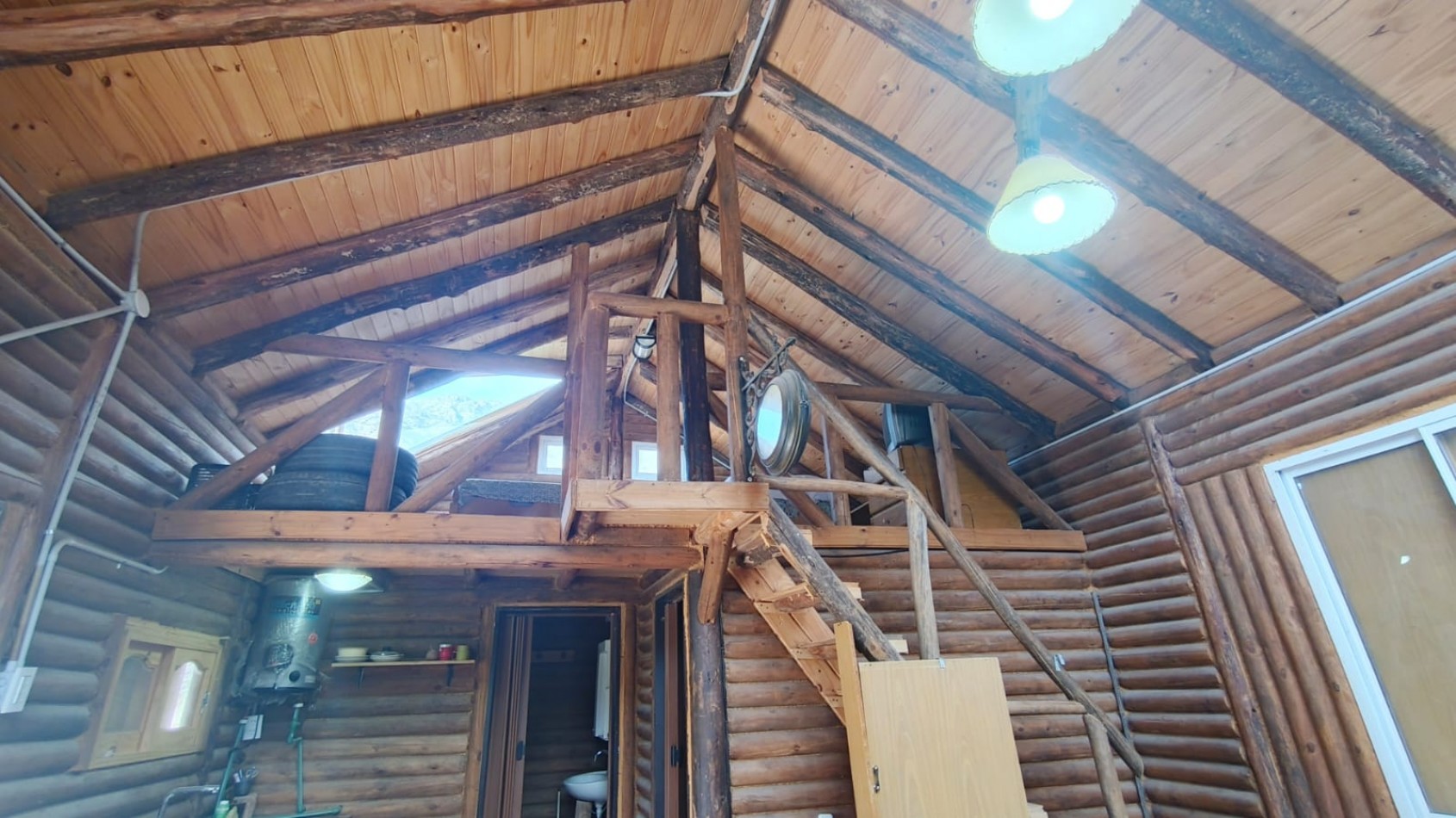 INMOESTATE VENDE COMPLEJO TURISTICO CON CASONA Y CABAÑA EN POTRERILLOS, MENDOZA