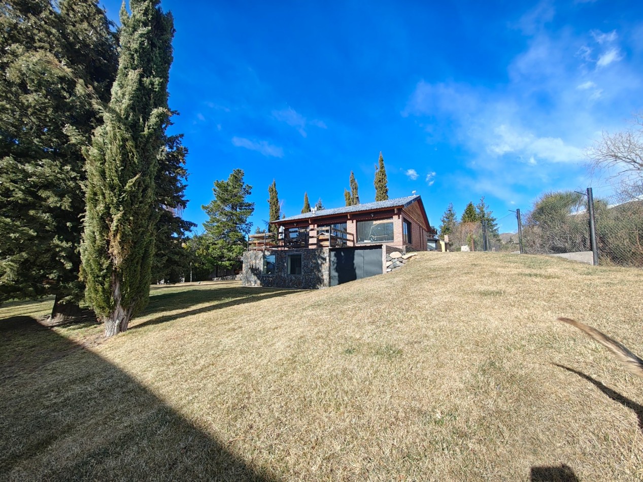 INMOESTATE VENDE CASA EN VALLE DEL SOL, POTRERILLOS, MENDOZA