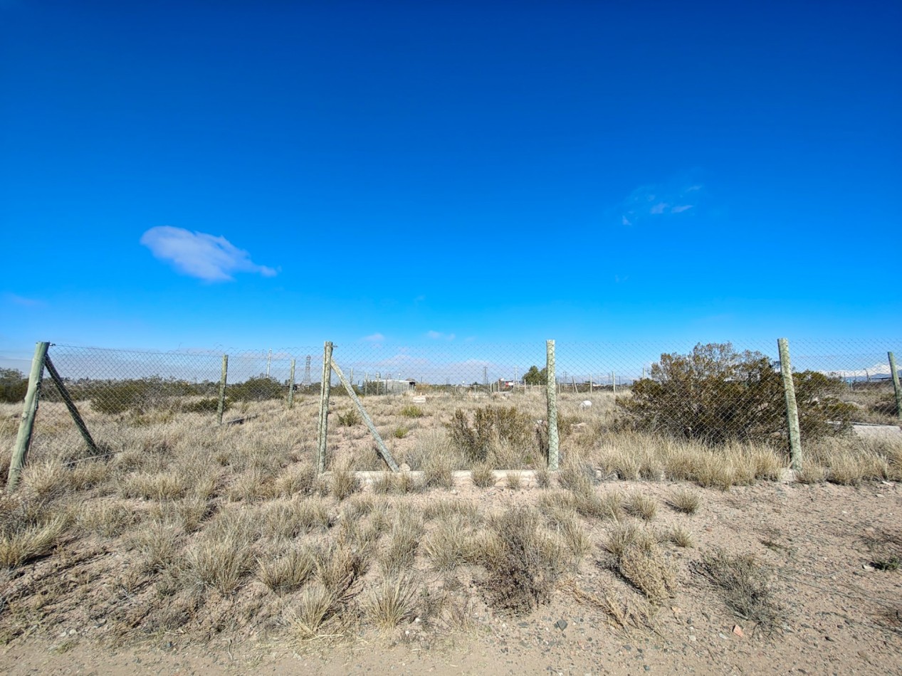INMOESTATE VENDE TERRENO EN BARRIO PORTAL DE VERTIENTES, LUJAN DE CUYO, MENDOZA