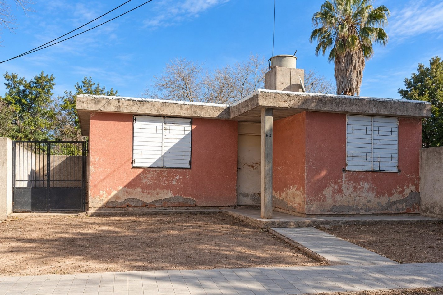 INMOESTATE VENDE CASA A REFACCIONAR EN CARRODILLA, LUJAN DE CUYO, MENDOZA