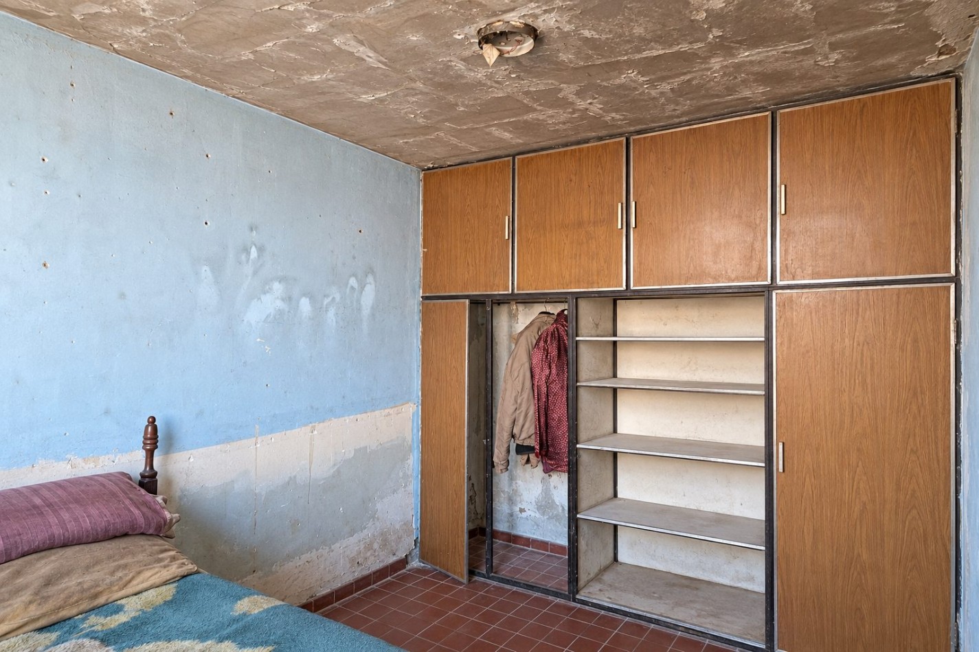 INMOESTATE VENDE CASA A REFACCIONAR EN CARRODILLA, LUJAN DE CUYO, MENDOZA