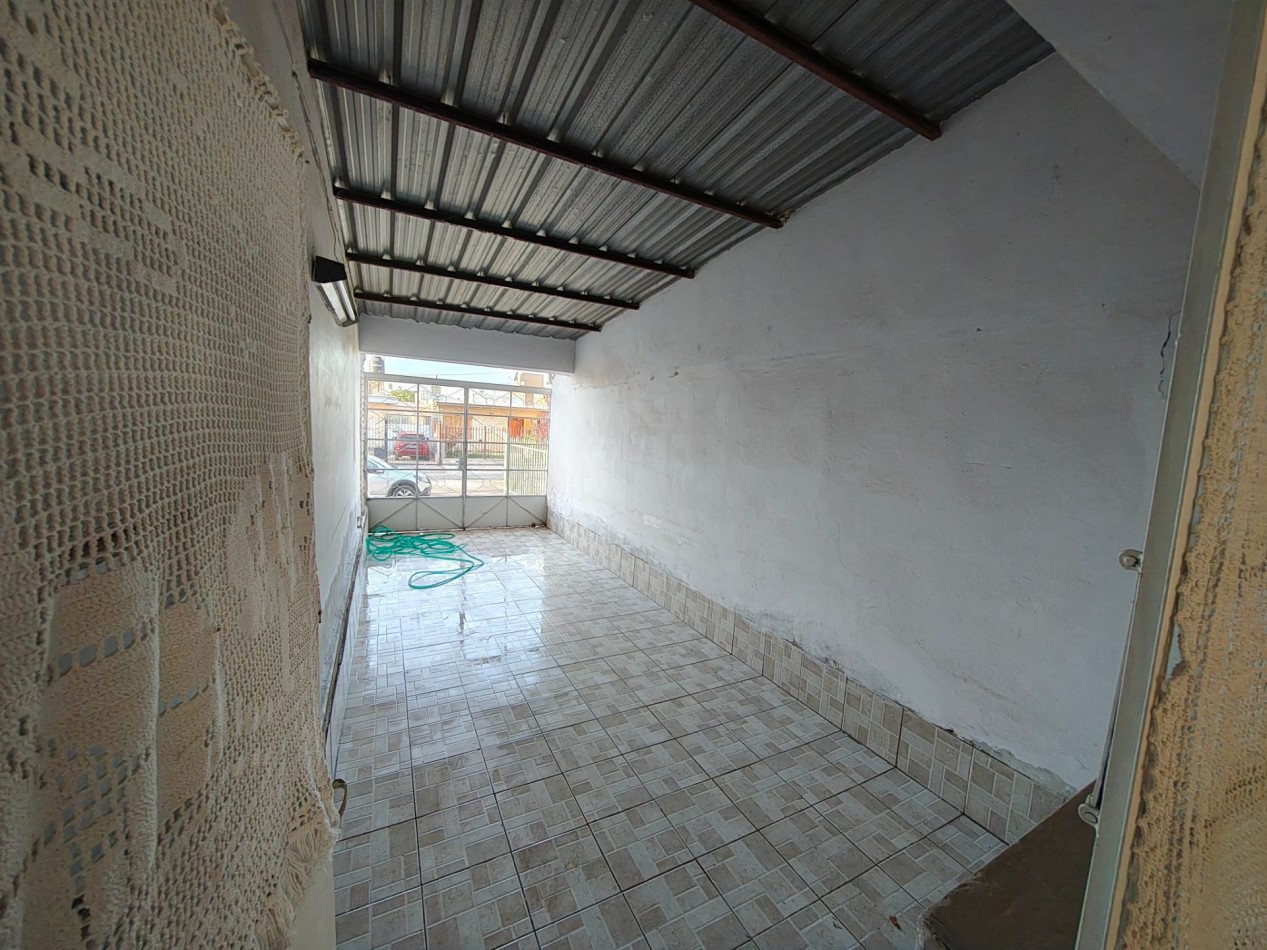 VENTA DE CASA CON 3 DORMITORIOS EN BARRIO SANTA ANA, GUAYMALLEN