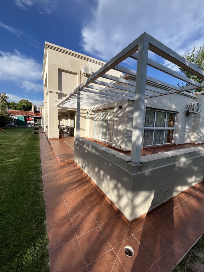 INMOESTATE ALQUILA CONJUNTO RESIDENCIAL EN CHACRAS DE CORIA, MENDOZA