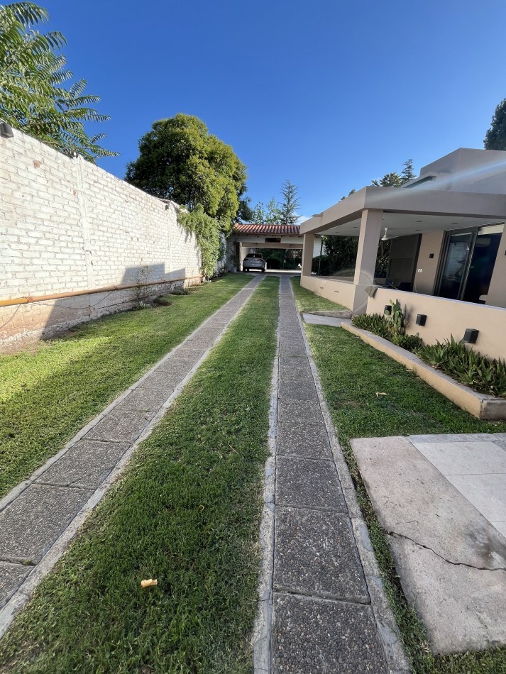 INMOESTATE ALQUILA CONJUNTO RESIDENCIAL EN CHACRAS DE CORIA, MENDOZA