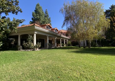 INMOESTATE VENDE RESIDENCIA EN CHACRAS DE CORIA, MENDOZA