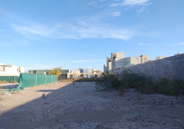 INMOESTATE VENDE LOTE EN BARRIO VIEJO TONEL 2, MAIPU, MENDOZA 