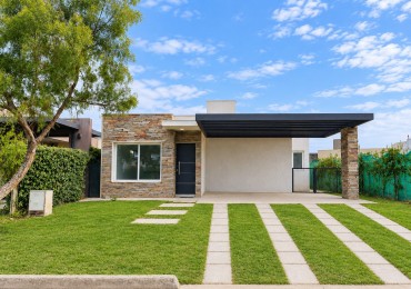 INMOESTATE ALQUILA CASA EN BARRIO PINARES DE FURLOTTI, MAIPU, MENDOZA